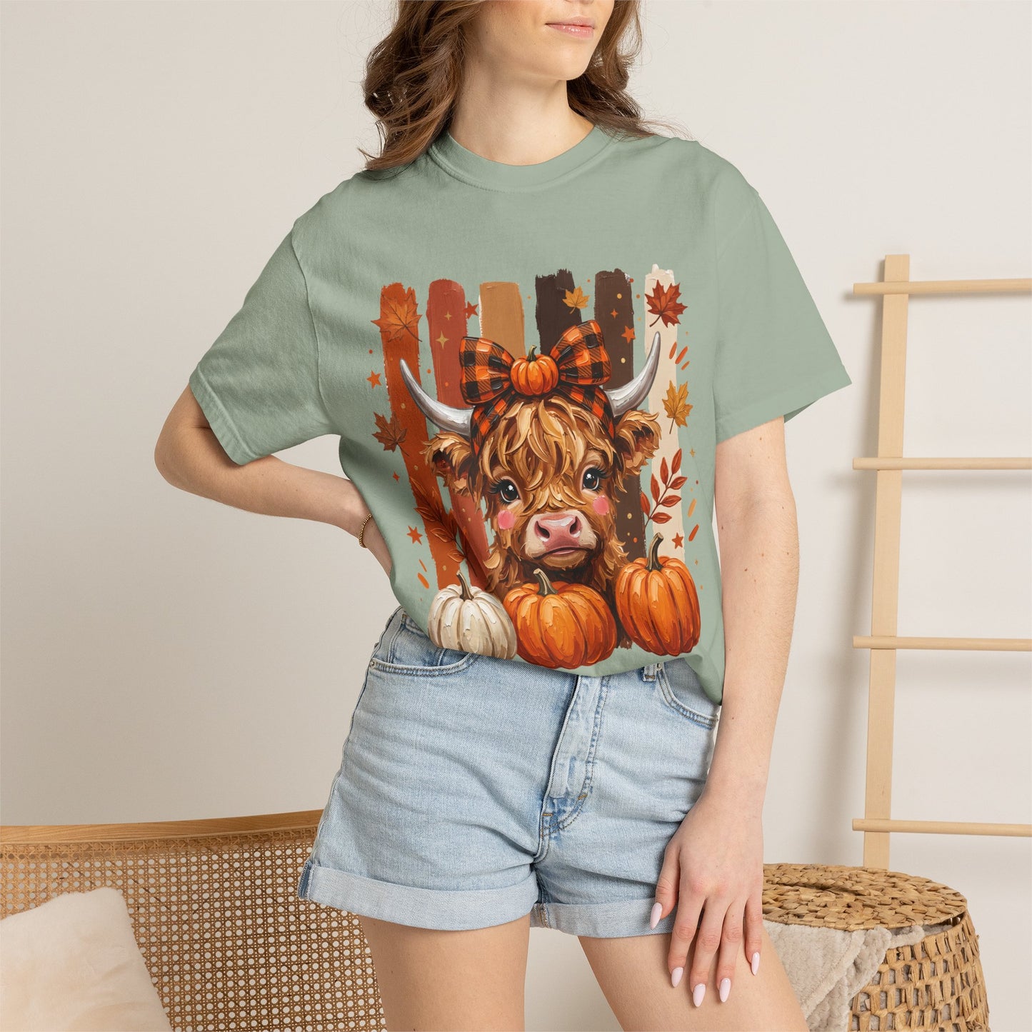 Autumn Highland Cow T-Shirt — Pumpkin Patch Fall Tee